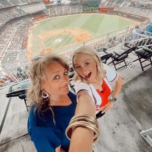 Meet your Posher, Melanie